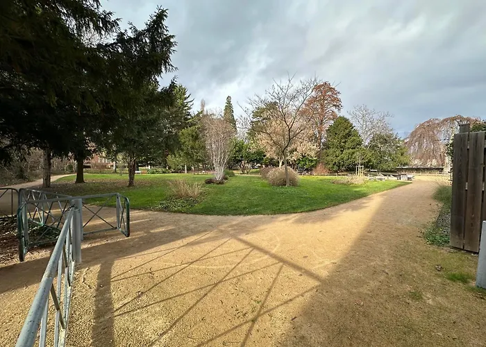 Apartment - Center - La Roseraie *